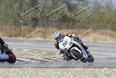 media/Oct-05-2025-CVMA (Sun) [[beeef4f201]]/Race 10-Formula Lightweight Twins Shootout/